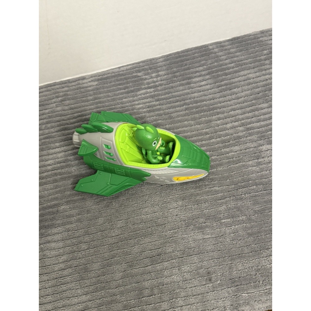 PJ Masks The Sky Gekko Mobile with Gekko Action Figure 3.75"